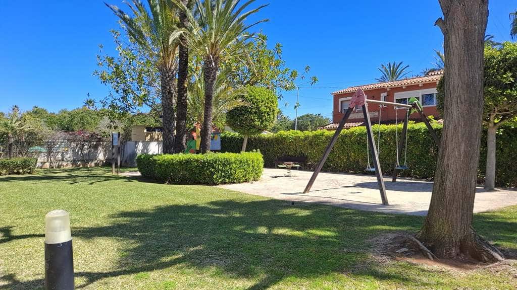 Apartamento de 3 habitaciones en Dénia en venta con piscina garaje - 510.000 € (Ref: 9758660)