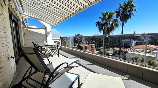 Apartamento de 3 habitaciones en Dénia en venta con piscina garaje - 510.000 € (Ref: 9758660)