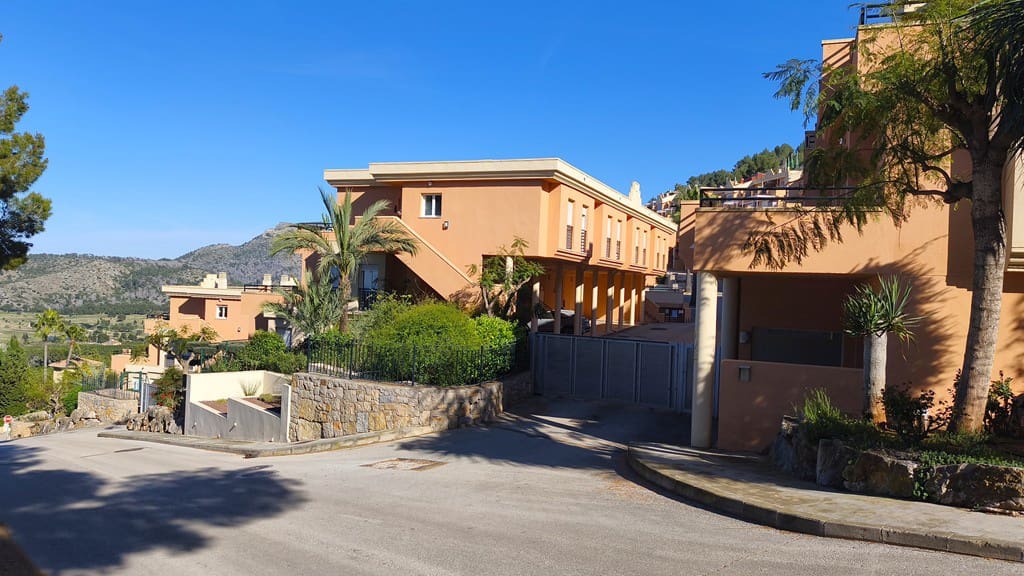 2 makuuhuone Huoneisto myytävänä paikassa La Sella mukana 
autotalli - 249 000 € (Ref: 9782482)