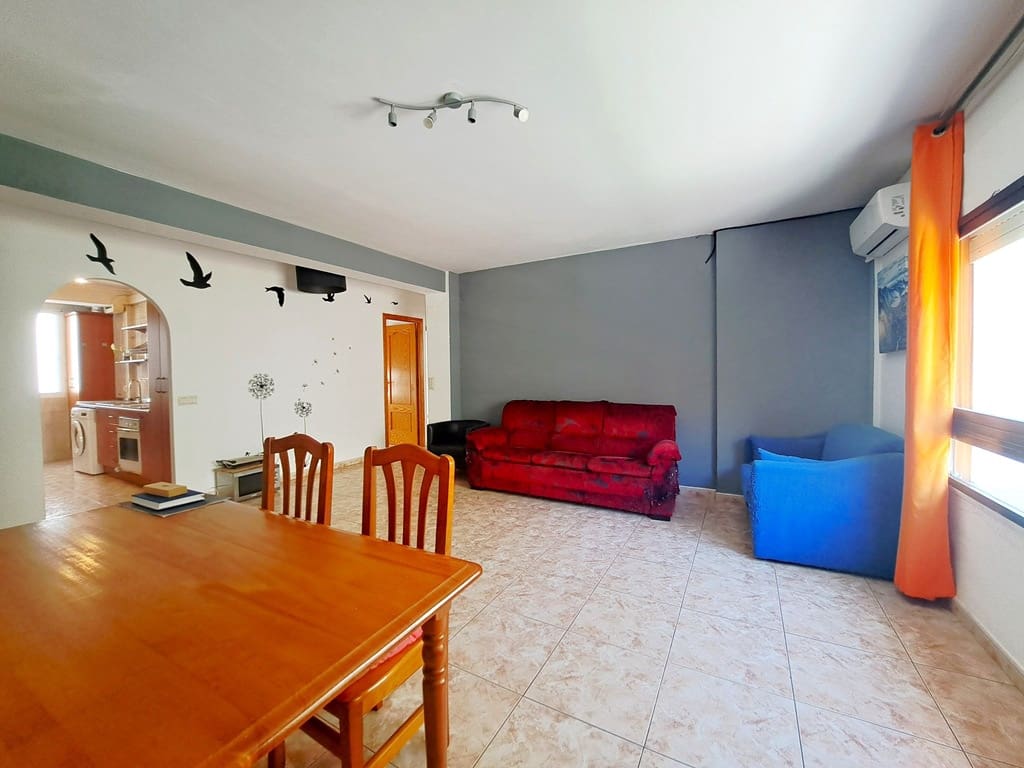 3 bedroom Apartment for sale in Denia - € 185,000 (Ref: 9787950)