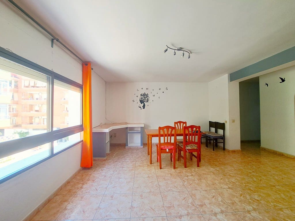 3 bedroom Apartment for sale in Denia - € 185,000 (Ref: 9787950)