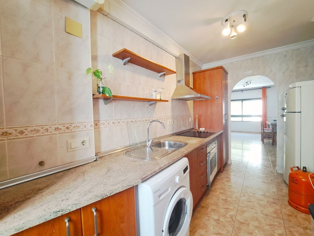 3 bedroom Apartment for sale in Denia - € 185,000 (Ref: 9787950)