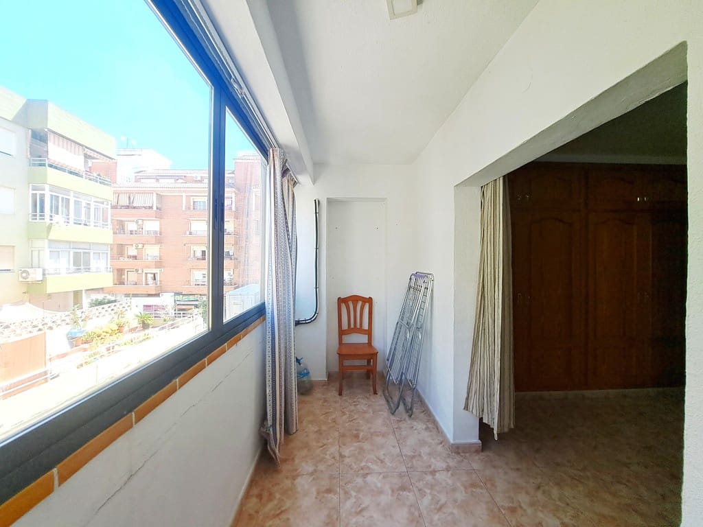 3 bedroom Apartment for sale in Denia - € 185,000 (Ref: 9787950)