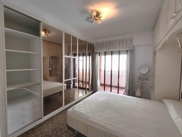 3 soveværelse Lejlighed til salg i Centro Urbano, Dénia - € 220.000 (Ref: 9796072)