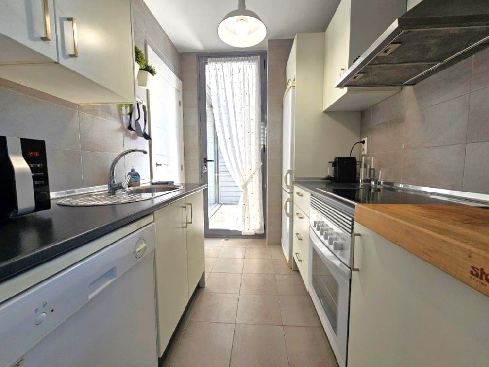 1 makuuhuone Huoneisto myytävänä paikassa Denia mukana uima-altaan 
autotalli - 215 000 € (Ref: 9803753)