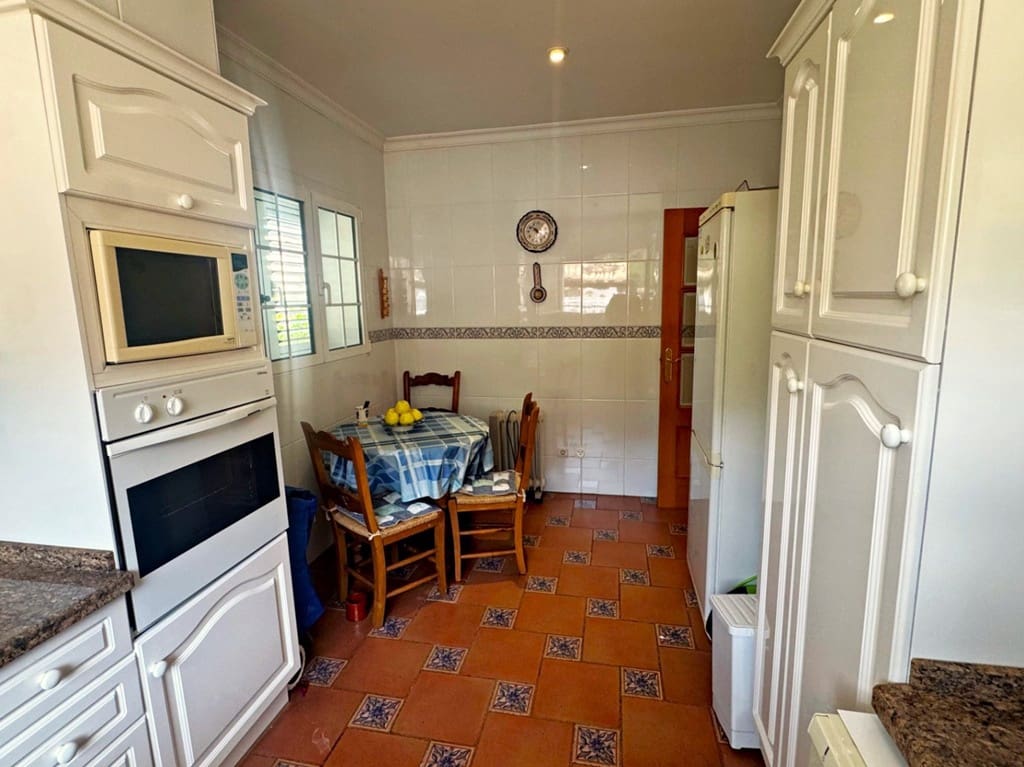 3 makuuhuone Huvila myytävänä paikassa Denia mukana uima-altaan 
autotalli - 610 000 € (Ref: 9805834)