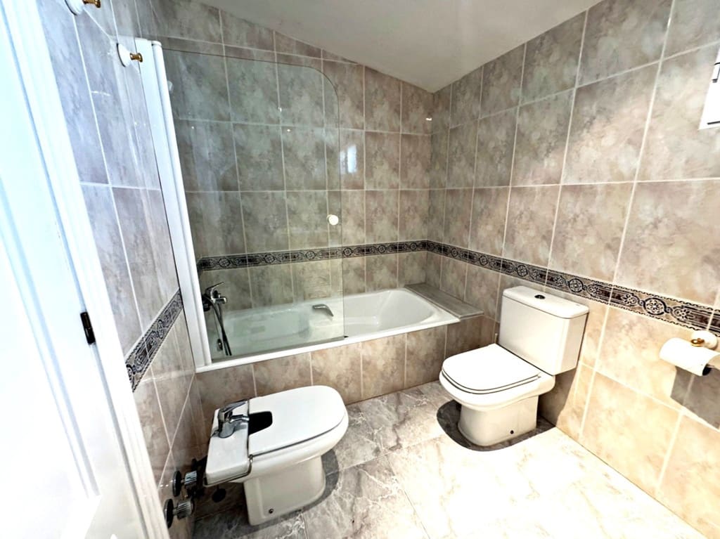 3 makuuhuone Huvila myytävänä paikassa Denia mukana uima-altaan 
autotalli - 610 000 € (Ref: 9805834)