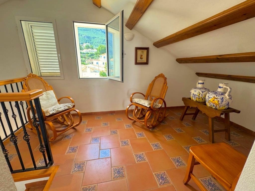 3 makuuhuone Huvila myytävänä paikassa Denia mukana uima-altaan 
autotalli - 610 000 € (Ref: 9805834)