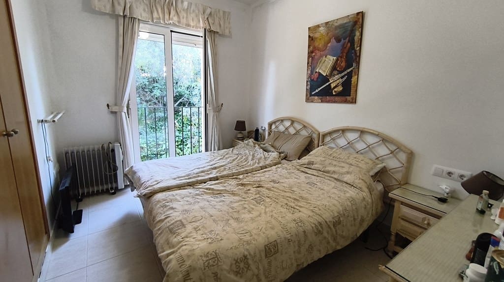 2 quarto Apartamento para venda em La Sella com piscina garagem - 220 000 € (Ref: 9830439)