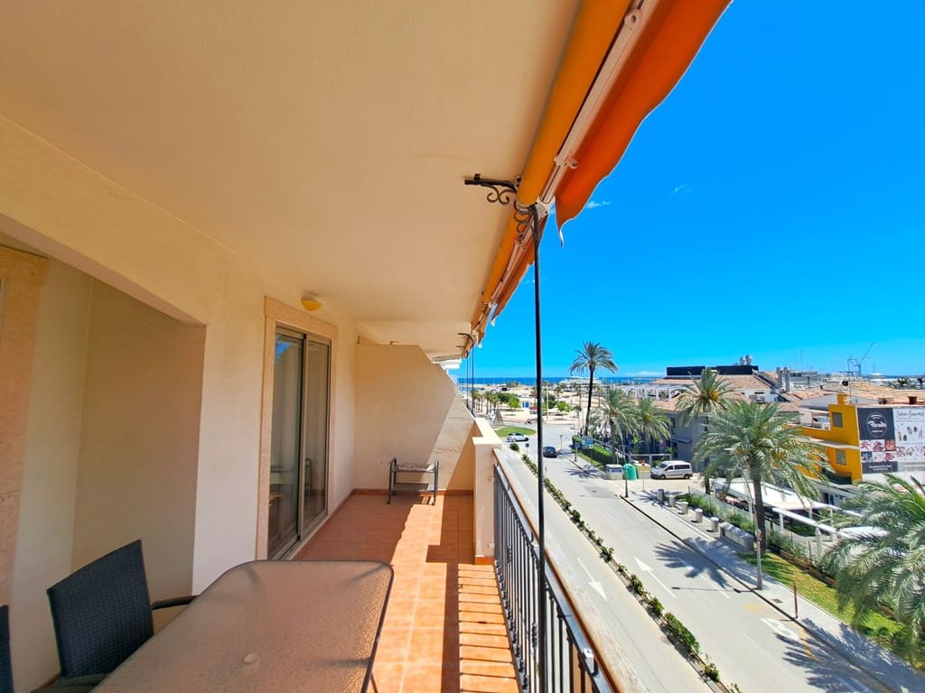 3 soveværelse Lejlighed til salg i Denia med swimmingpool garage - € 430.000 (Ref: 9834246)