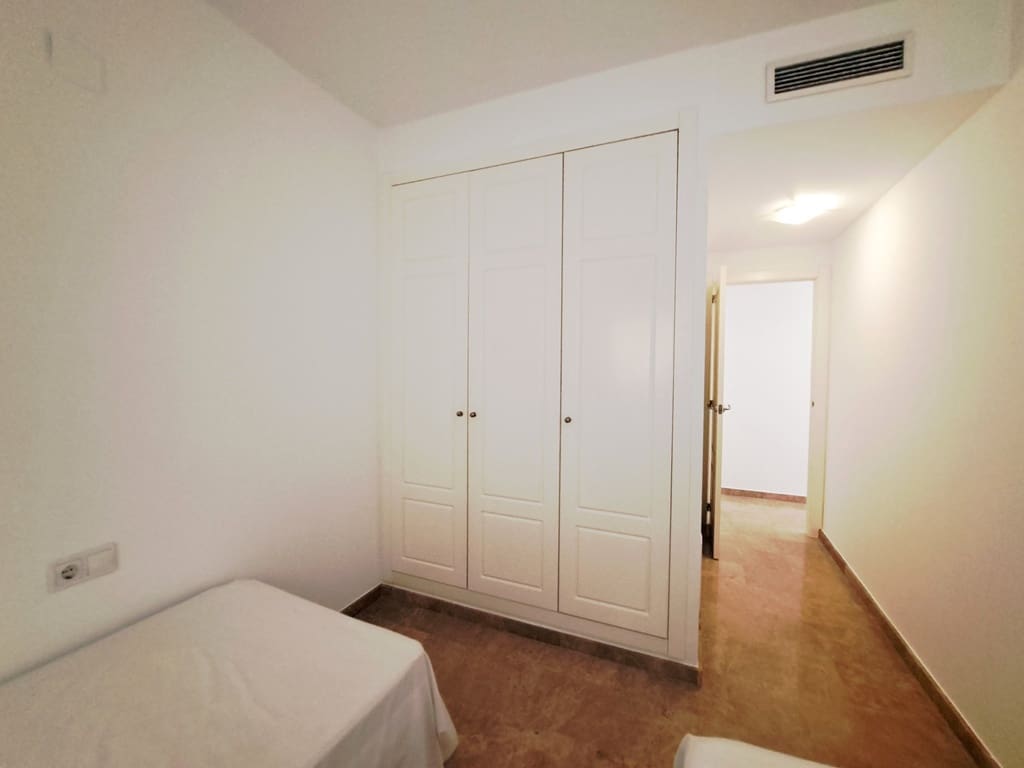 3 soveværelse Lejlighed til salg i Denia med swimmingpool garage - € 430.000 (Ref: 9834246)