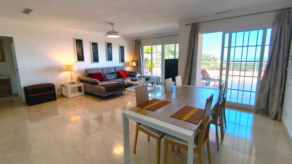3 soverom Leilighet til salgs i La Sella med svømmebasseng garasje - € 550 000 (Ref: 9876866)