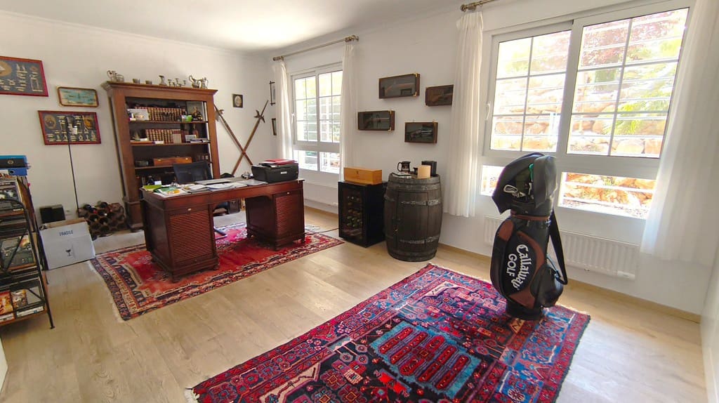 3 soverom Leilighet til salgs i La Sella med svømmebasseng garasje - € 550 000 (Ref: 9876866)