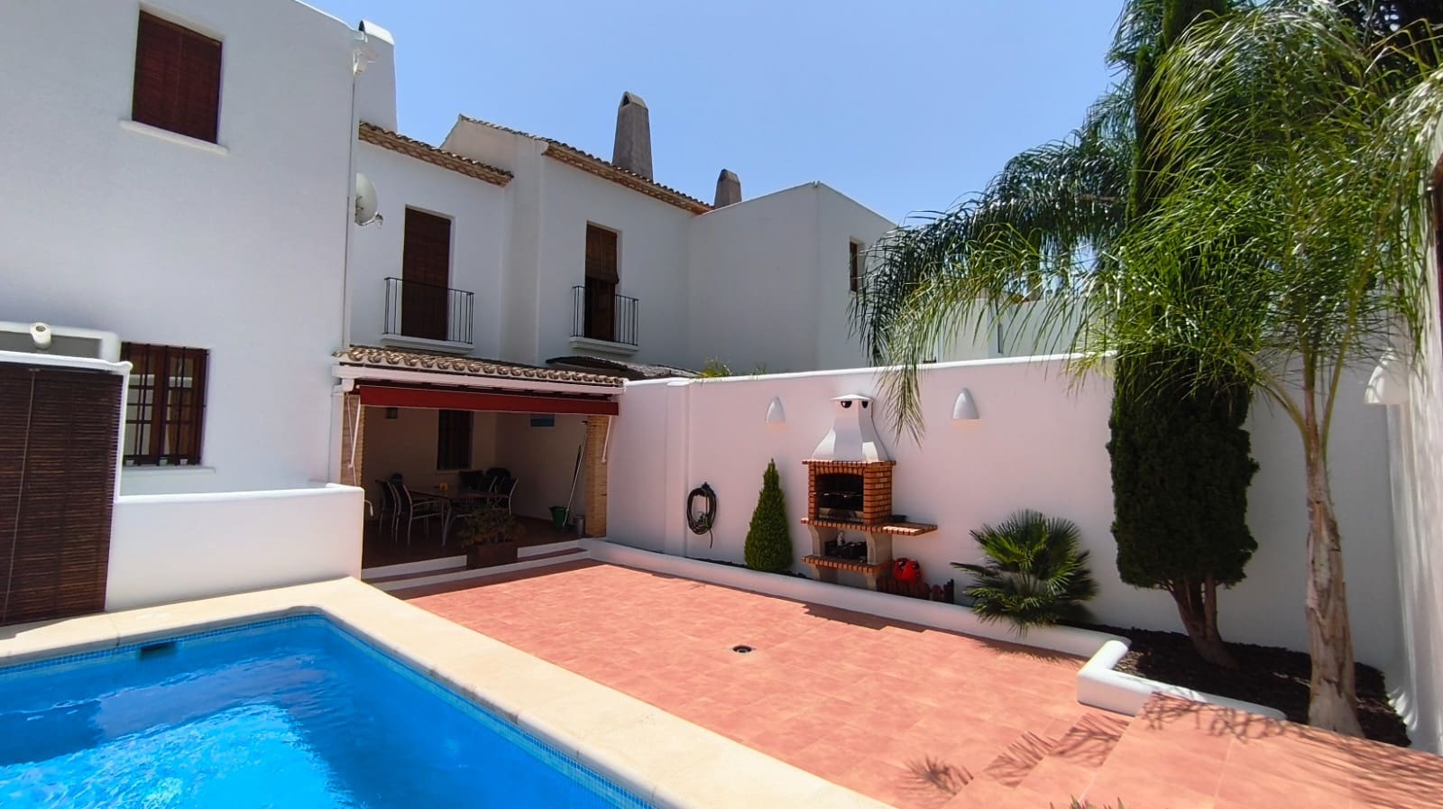 4 bedroom Townhouse for sale in La Xara with pool garage - € 525,000 (Ref: 9905082)