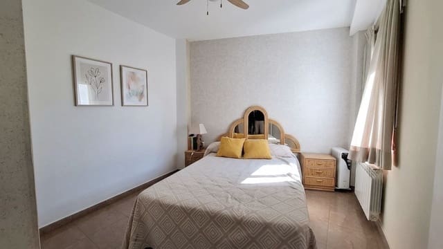 3 quarto Penthouse para venda em Dénia - 350 000 € (Ref: 9913764)