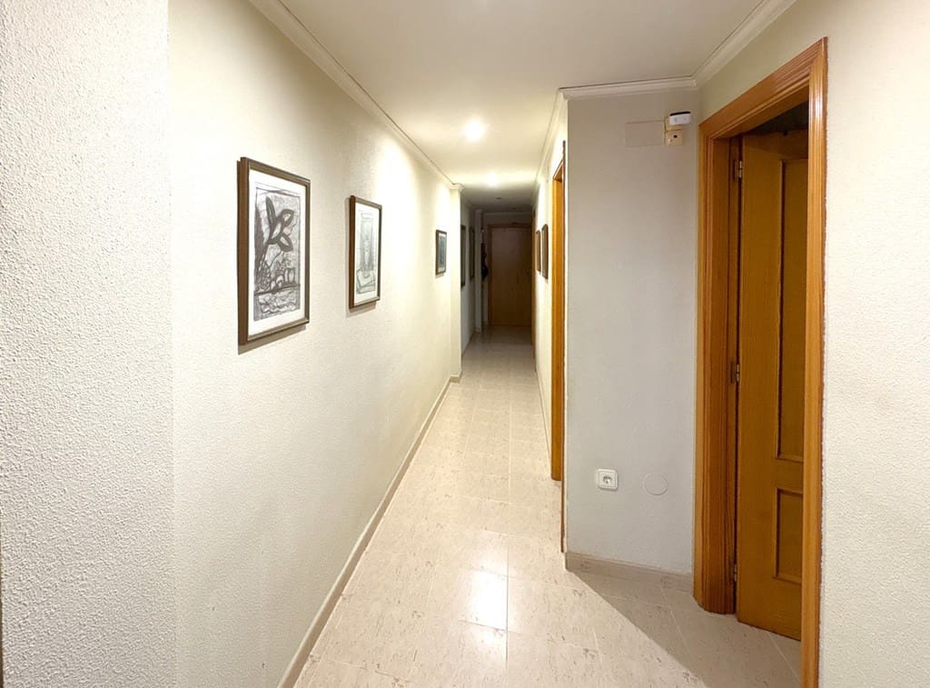 3 soveværelse Lejlighed til salg i Denia med garage - € 272.000 (Ref: 9914996)
