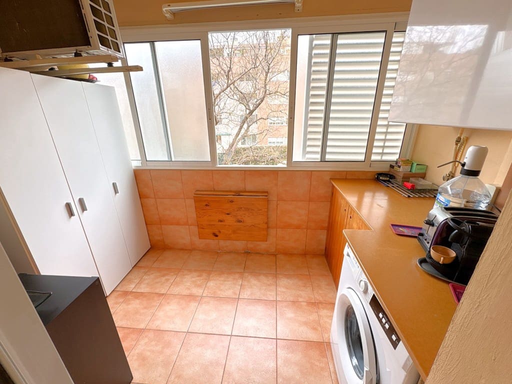 3 soveværelse Lejlighed til salg i Denia med garage - € 272.000 (Ref: 9914996)