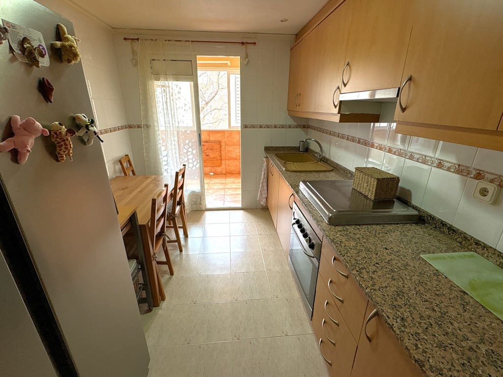 3 soveværelse Lejlighed til salg i Denia med garage - € 272.000 (Ref: 9914996)