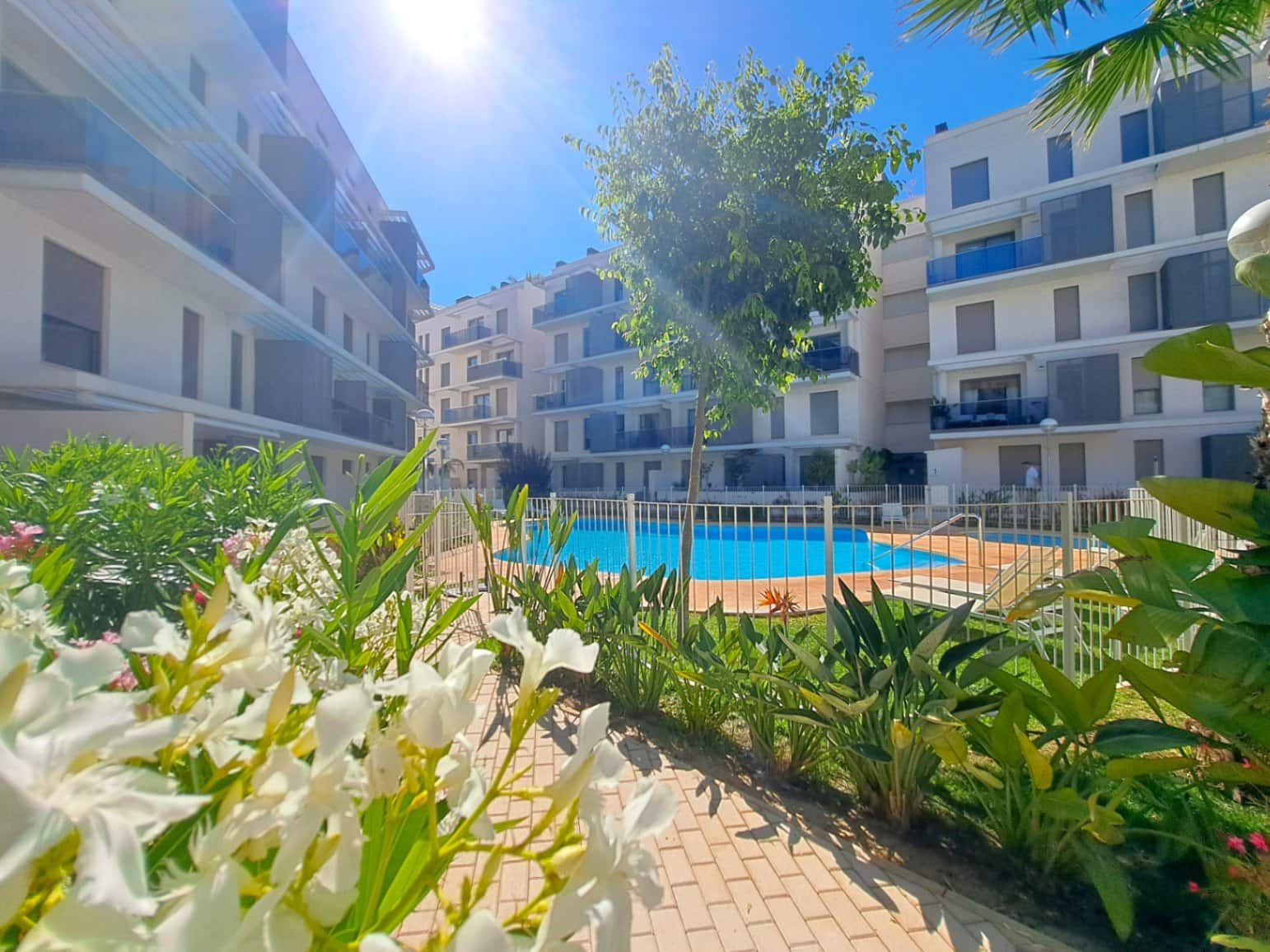 1 soveværelse Lejlighed til salg i Denia med swimmingpool garage - € 270.000 (Ref: 9916229)
