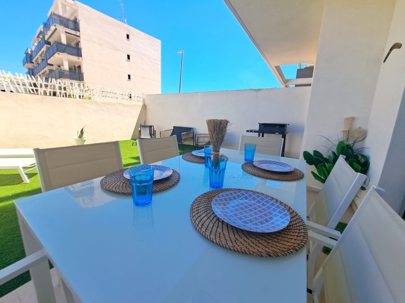 1 soveværelse Lejlighed til salg i Denia med swimmingpool garage - € 270.000 (Ref: 9916229)