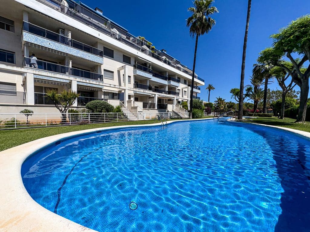 2 sovrum Lägenhet till salu i Denia med pool garage - 450 000 € (Ref: 9917508)