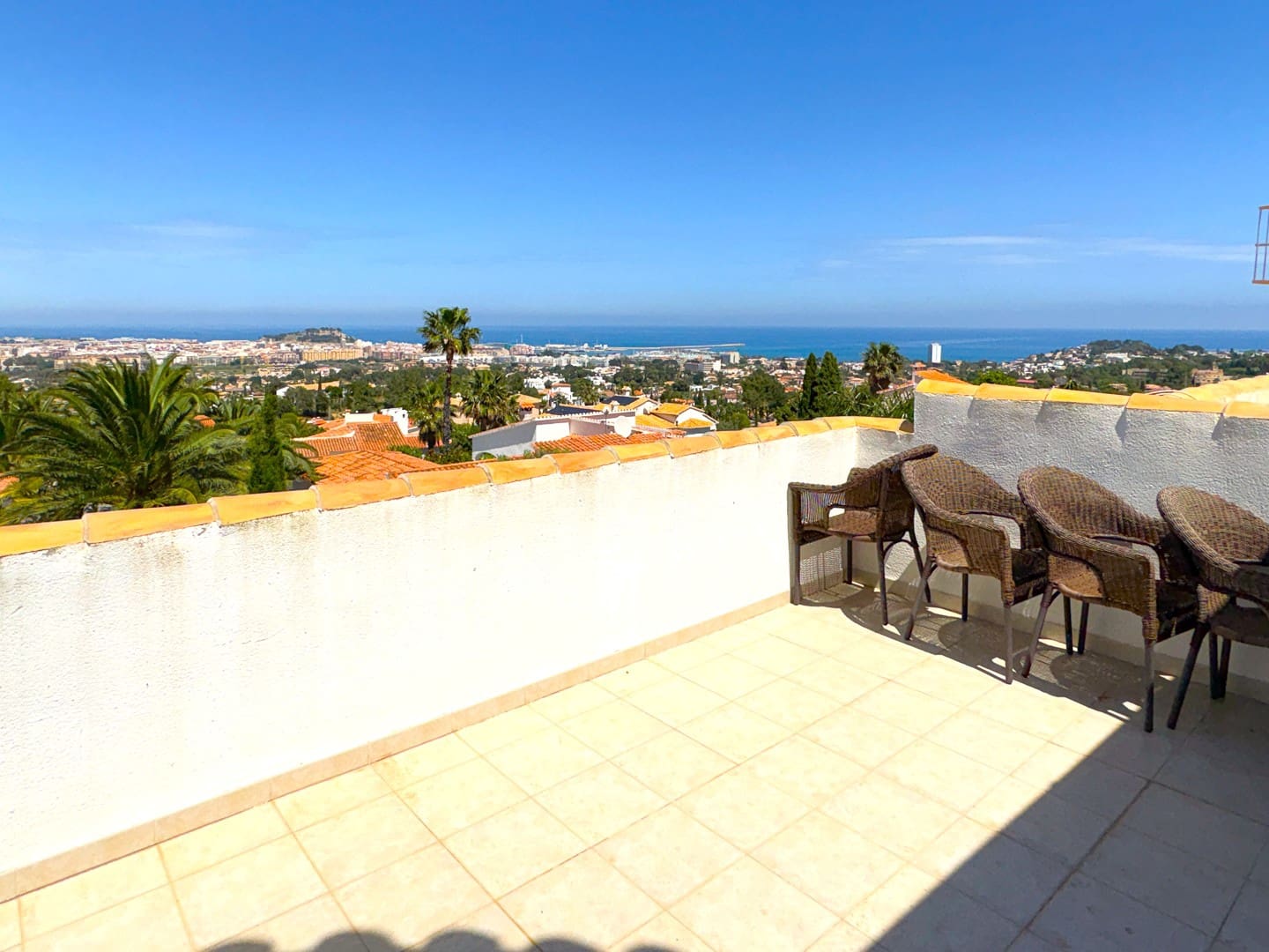3 bedroom Villa for sale in Denia with pool garage - € 570,000 (Ref: 9961626)