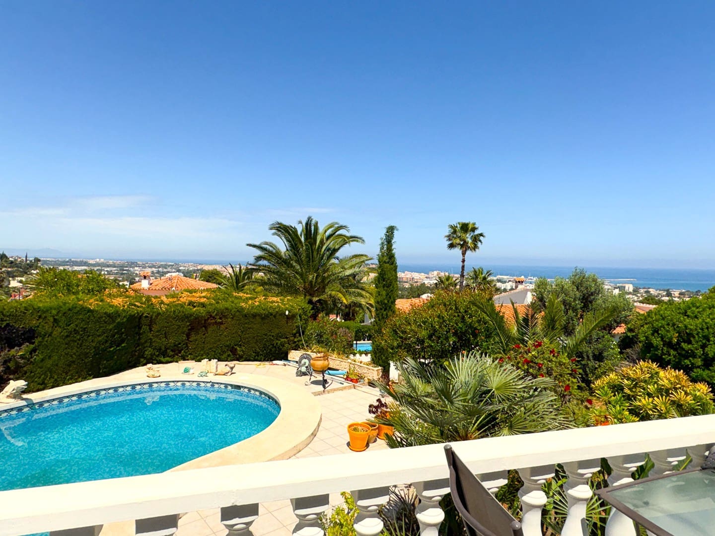 3 bedroom Villa for sale in Denia with pool garage - € 570,000 (Ref: 9961626)