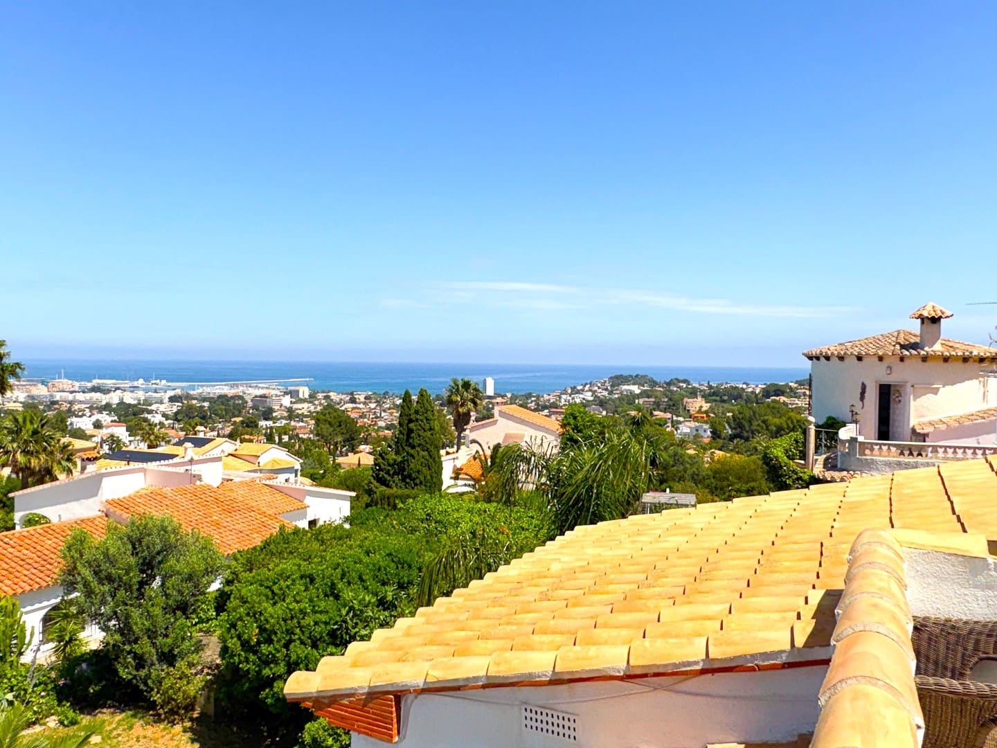 3 bedroom Villa for sale in Denia with pool garage - € 570,000 (Ref: 9961626)