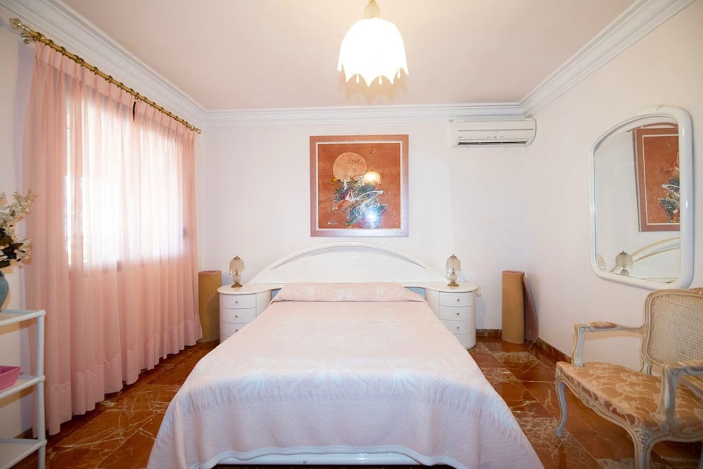 4 sypialnia Willa na sprzedaż w Denia z garażem - 870 000 € (Ref: 9965680)