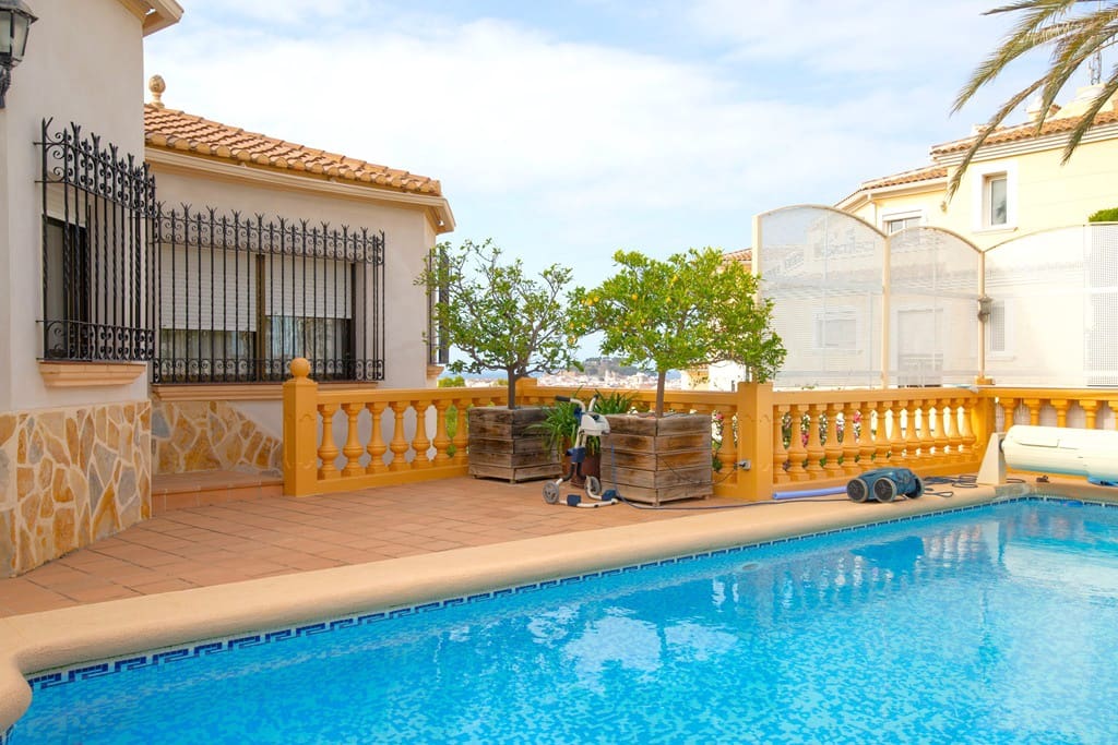 4 sypialnia Willa na sprzedaż w Denia z garażem - 870 000 € (Ref: 9965680)