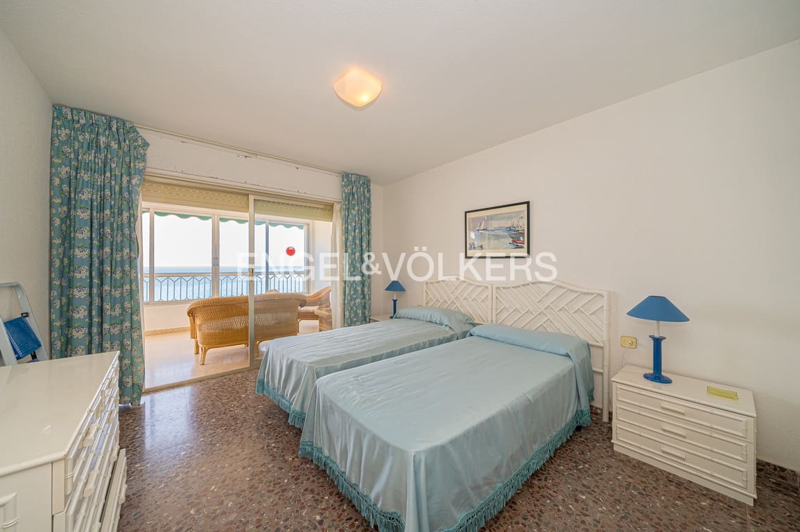 3 slaapkamer Appartement te koop in Benidorm met zwembad garage - € 575.000 (Ref: 10007765)