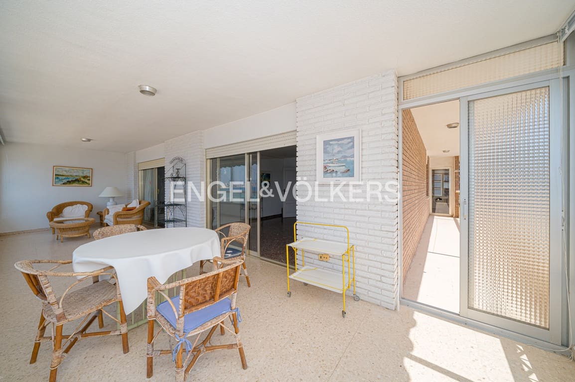 3 slaapkamer Appartement te koop in Benidorm met zwembad garage - € 575.000 (Ref: 10007765)