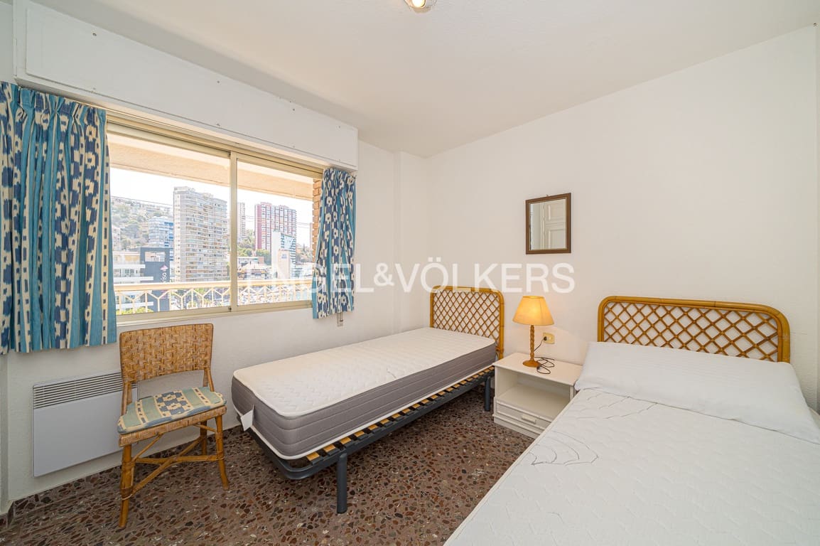 3 slaapkamer Appartement te koop in Benidorm met zwembad garage - € 575.000 (Ref: 10007765)