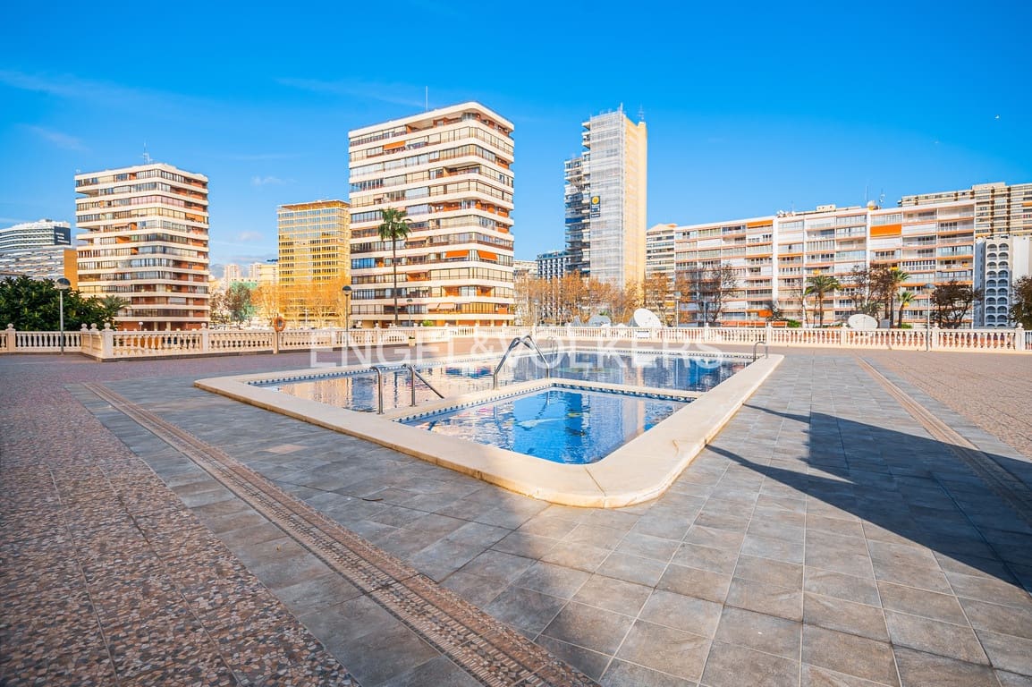 3 slaapkamer Appartement te koop in Benidorm met zwembad garage - € 575.000 (Ref: 10007765)
