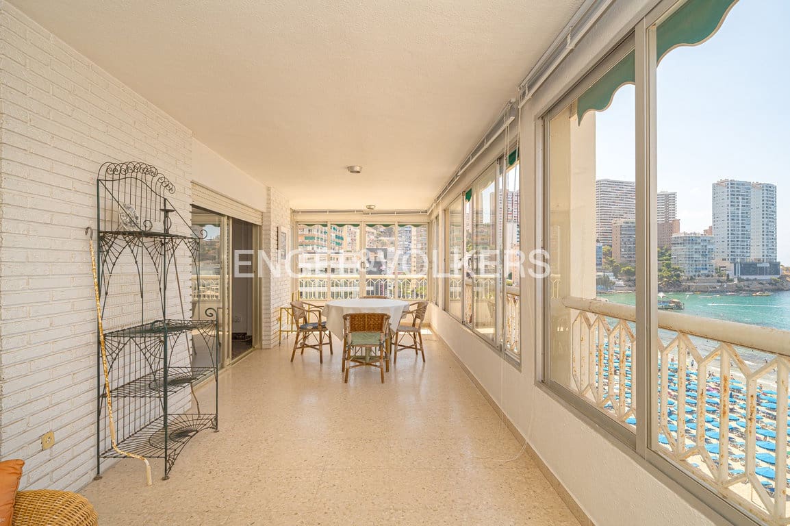 3 soverom Leilighet til salgs i Benidorm med svømmebasseng garasje - € 575 000 (Ref: 10007765)