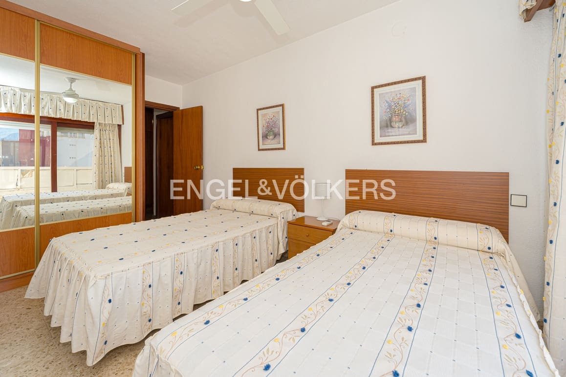 Garage for sale in Benidorm - € 410,000 (Ref: 10007766)