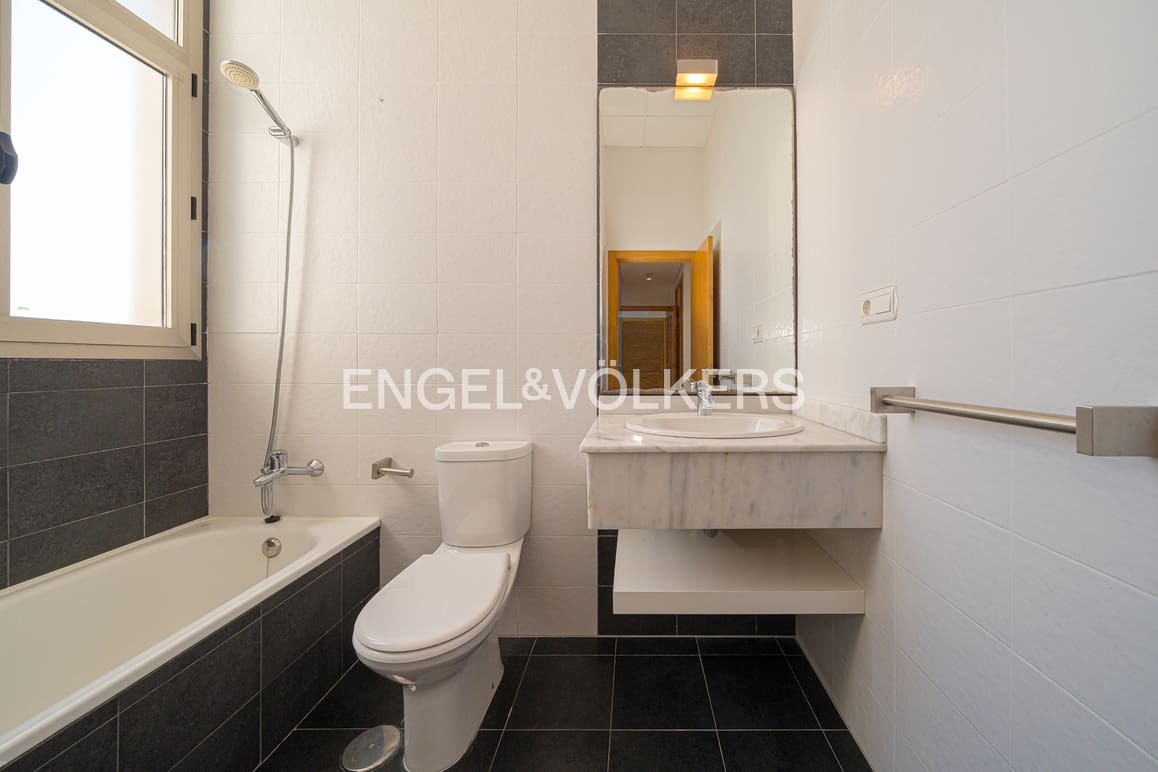 Apartamento de 3 habitaciones en Benidorm en venta con piscina garaje - 895.000 € (Ref: 10007919)