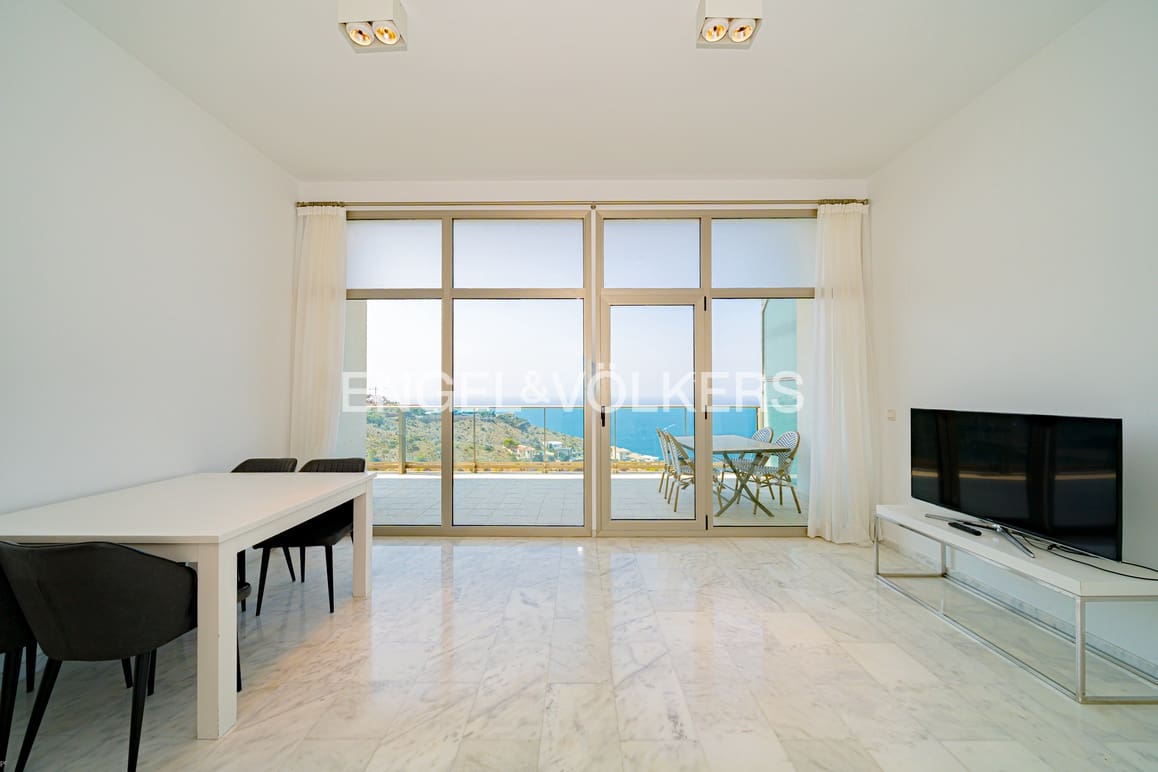 Apartamento de 3 habitaciones en Benidorm en venta con piscina garaje - 895.000 € (Ref: 10007919)