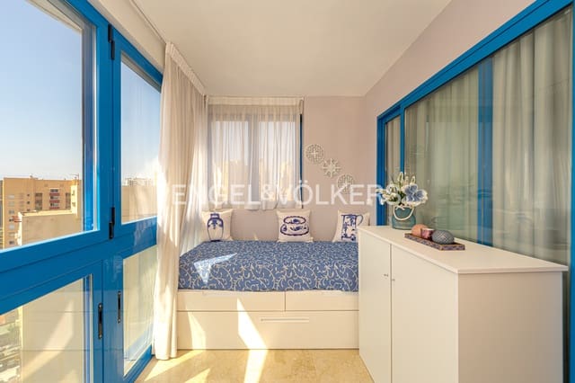 2 bedroom Apartment for sale in Benidorm with pool garage - € 325,000 (Ref: 10009485)