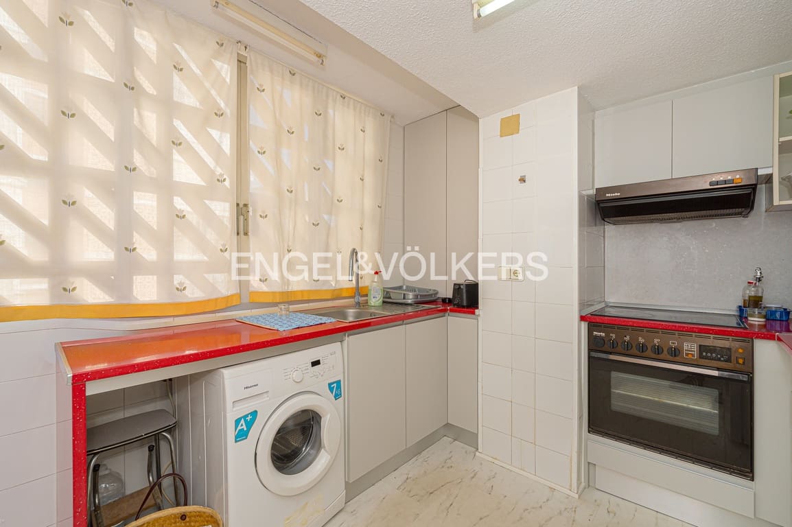3 slaapkamer Appartement te koop in Benidorm met zwembad garage - € 550.000 (Ref: 10015914)