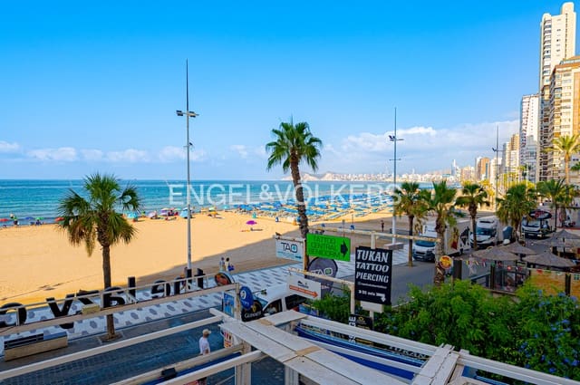 3 slaapkamer Appartement te koop in Benidorm met zwembad garage - € 550.000 (Ref: 10015914)