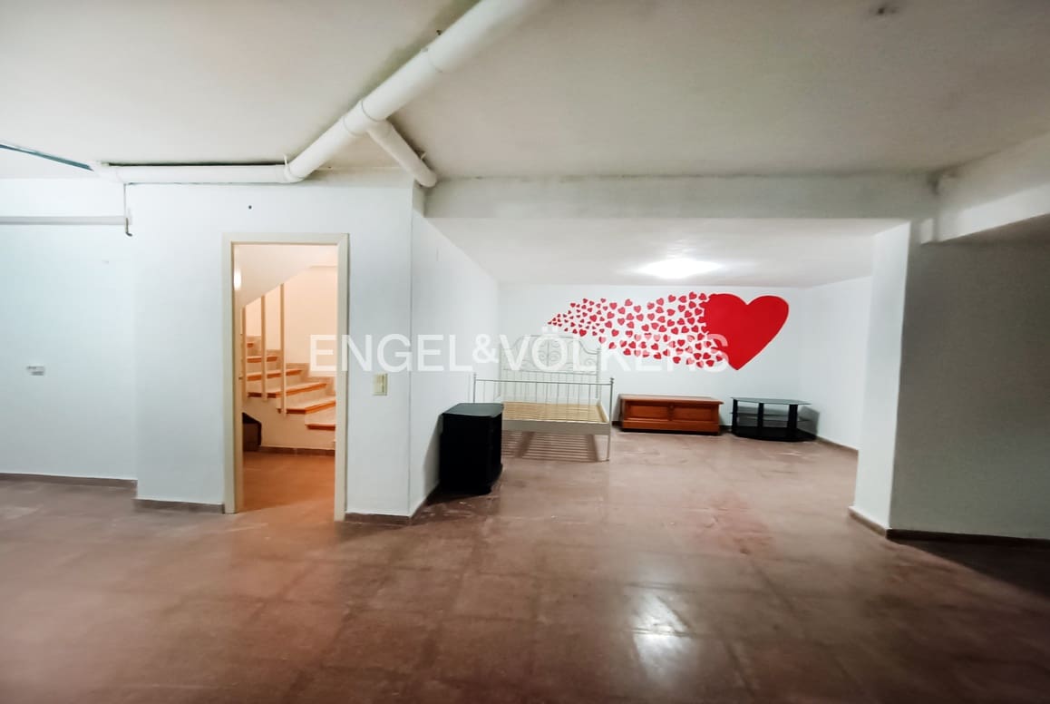 5 sovrum Villa till salu i Benidorm med pool garage - 477 000 € (Ref: 10030907)