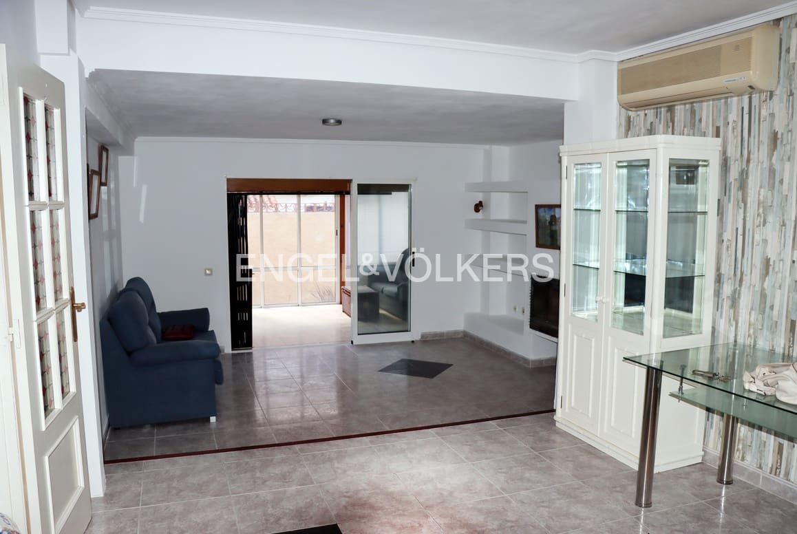 5 sovrum Villa till salu i Benidorm med pool garage - 477 000 € (Ref: 10030907)