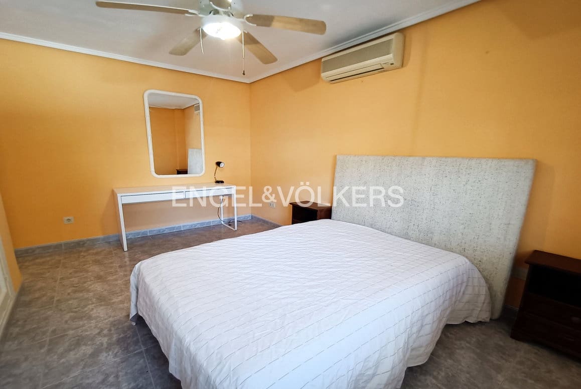 5 bedroom Villa for sale in Benidorm with pool garage - € 477,000 (Ref: 10030907)