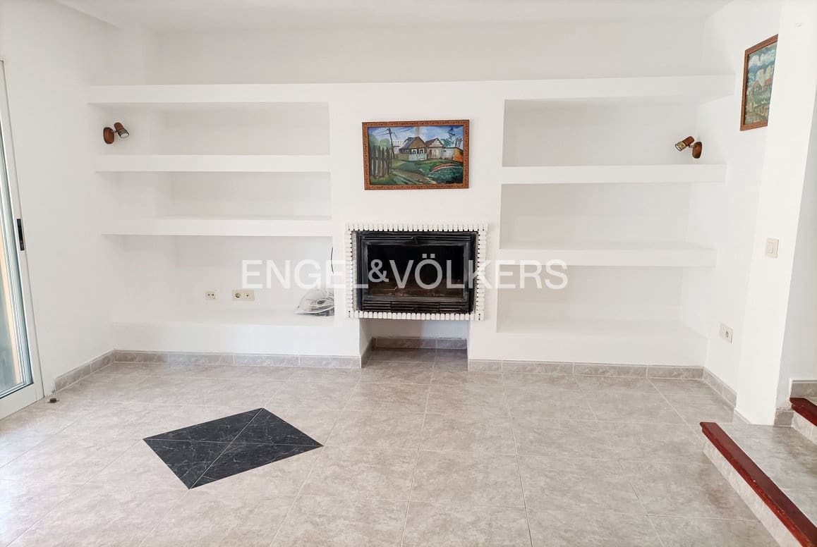 5 bedroom Villa for sale in Benidorm with pool garage - € 477,000 (Ref: 10030907)