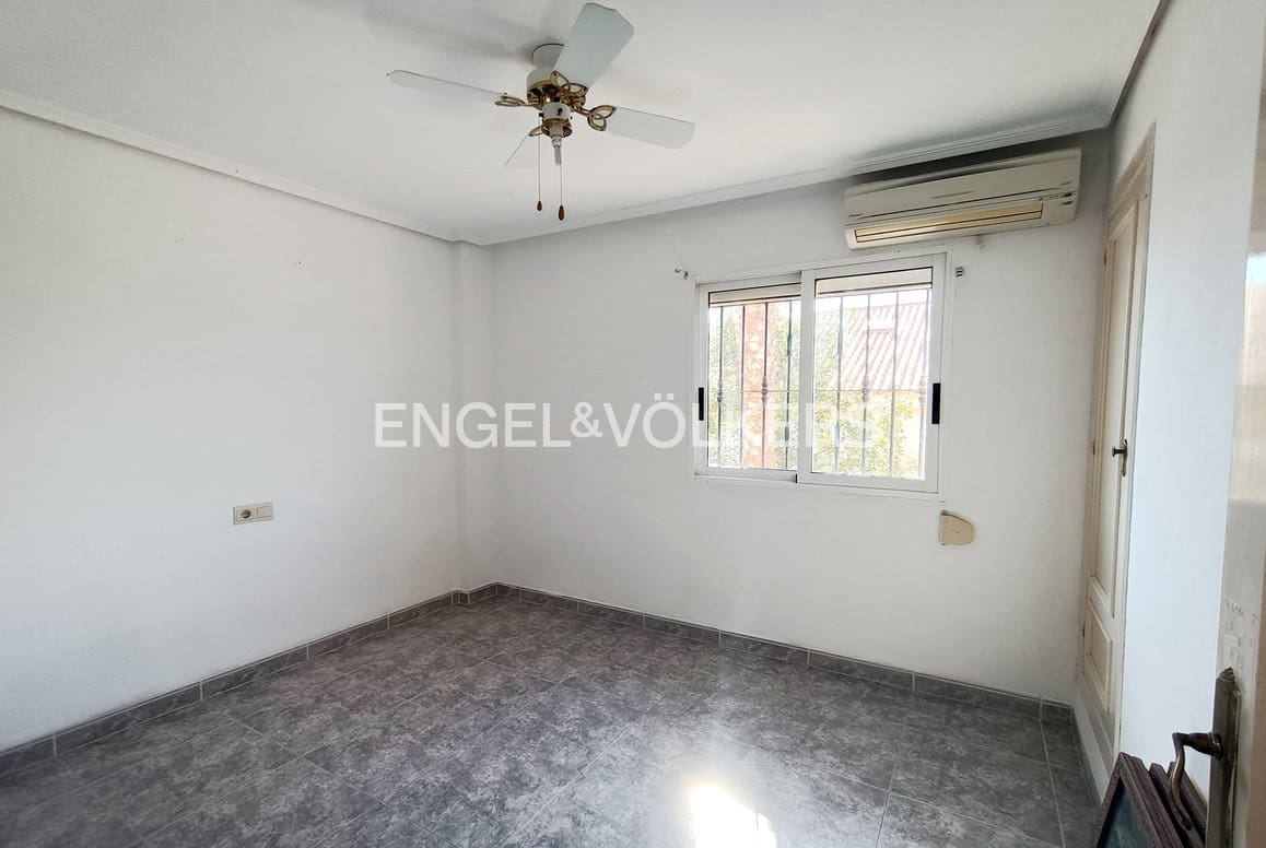5 bedroom Villa for sale in Benidorm with pool garage - € 477,000 (Ref: 10030907)