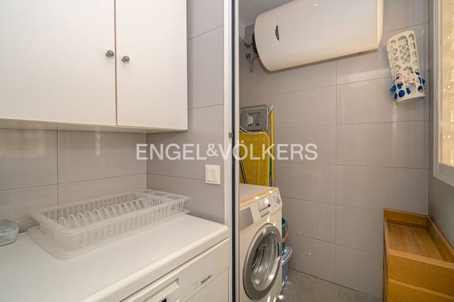3 chambre Appartement à vendre à Benidorm avec garage - 380 000 € (Ref: 10030908)