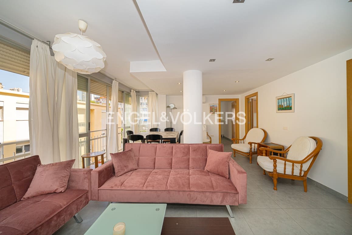3 chambre Appartement à vendre à Benidorm avec garage - 380 000 € (Ref: 10030908)