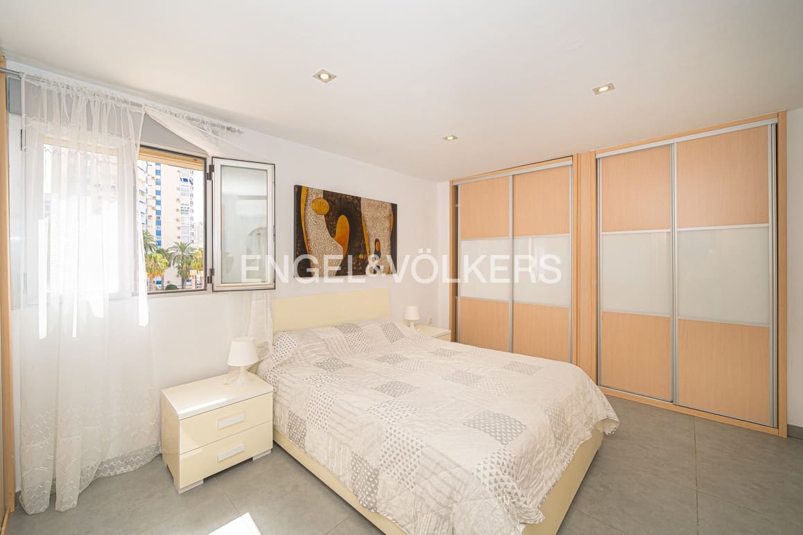3 chambre Appartement à vendre à Benidorm avec garage - 380 000 € (Ref: 10030908)