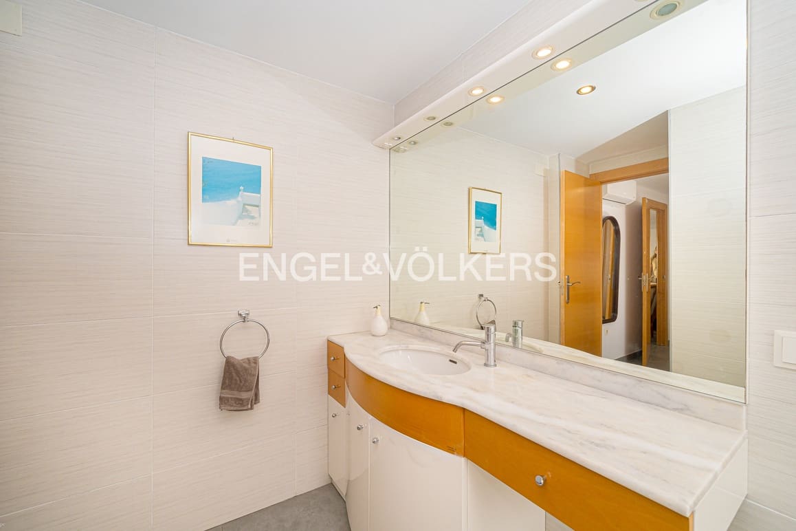 3 chambre Appartement à vendre à Benidorm avec garage - 380 000 € (Ref: 10030908)